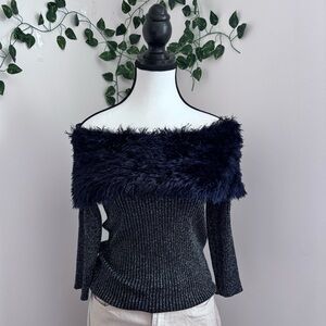 Vintage Black with Sparkle Mobwife Faux Fur of the shoulder sweater size petit M